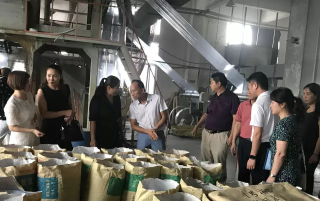 熱烈歡迎佛山市河南省商會(huì)領(lǐng)導(dǎo)蒞臨廣一塑薄膜有限公司參觀指導(dǎo)工作！