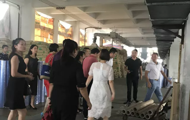 熱烈歡迎佛山市河南省商會(huì)領(lǐng)導(dǎo)蒞臨廣一塑薄膜有限公司參觀指導(dǎo)工作！